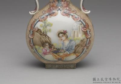 图片[2]-Gourd-shaped vase with European women and flowers in falangcai polychrome enamels, Qing dynasty, Qialong reign, 1736-1795-China Archive